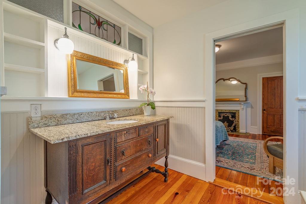 Chestnut Hill - Residential