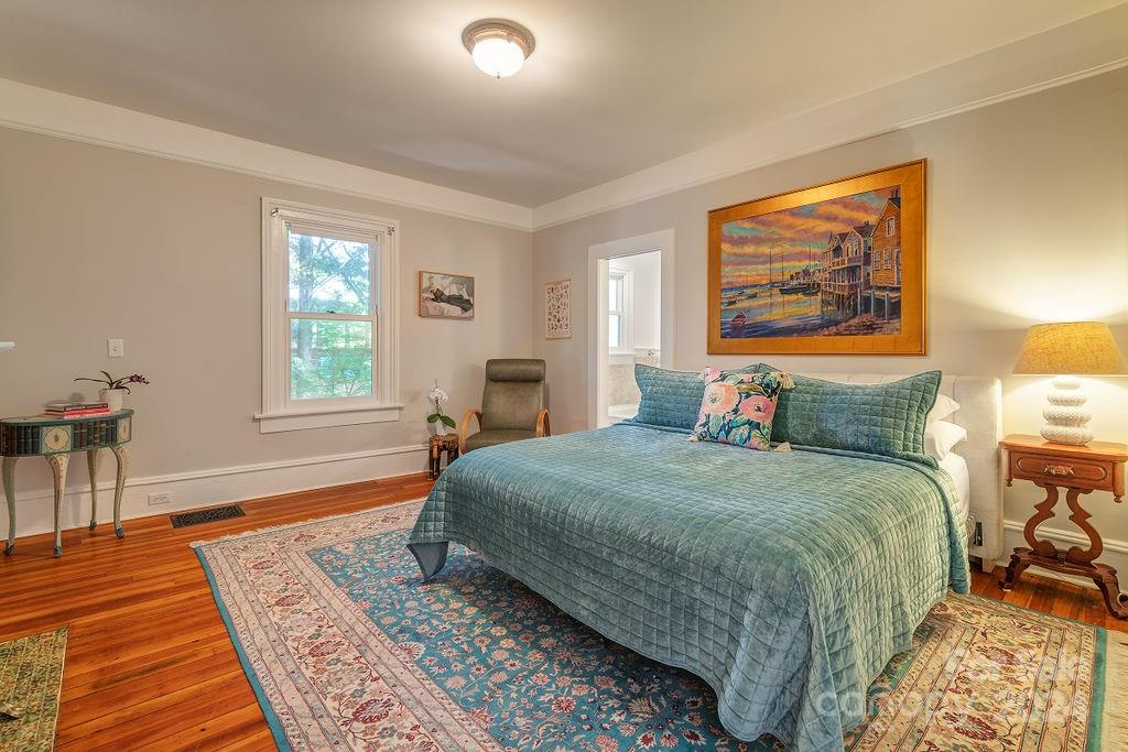 Chestnut Hill - Residential