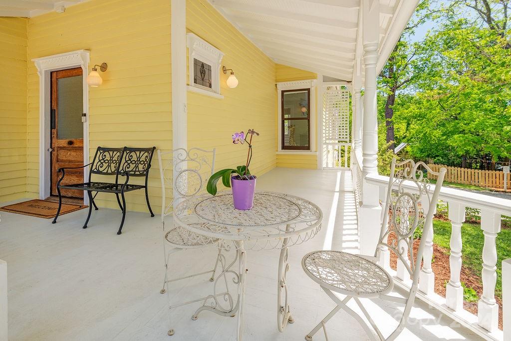 Chestnut Hill - Residential