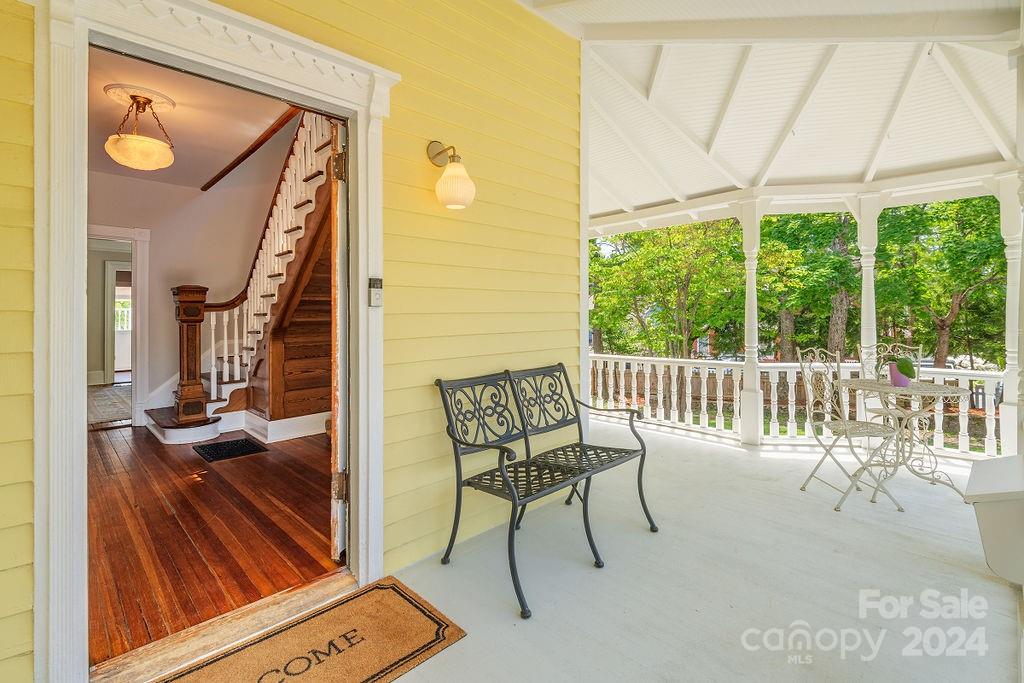 Chestnut Hill - Residential