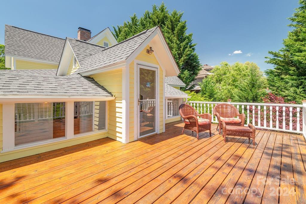 Chestnut Hill - Residential