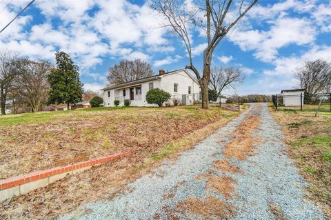 Photo of 3712 Morgan Mill Road, Monroe, NC 28110 (MLS # 4084958)