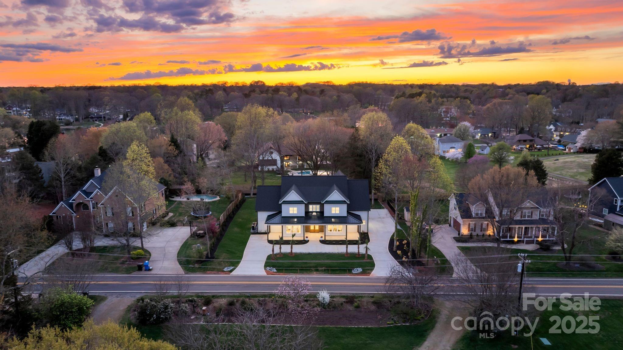 Mallard Head - Residential