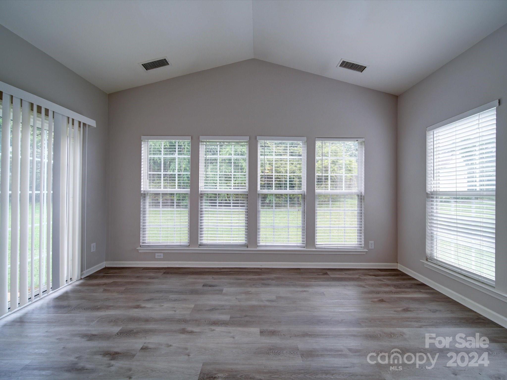 Spring Park - Residential