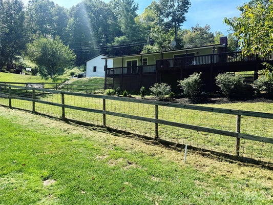 390 HICKORY HILL DR, SPRUCE PINE, NC 28777 - Image 64ef2a9183156300e77eecf76295a2ee/1918222372