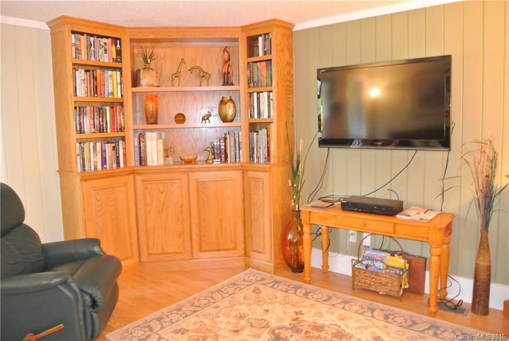 Connestee Falls - Residential