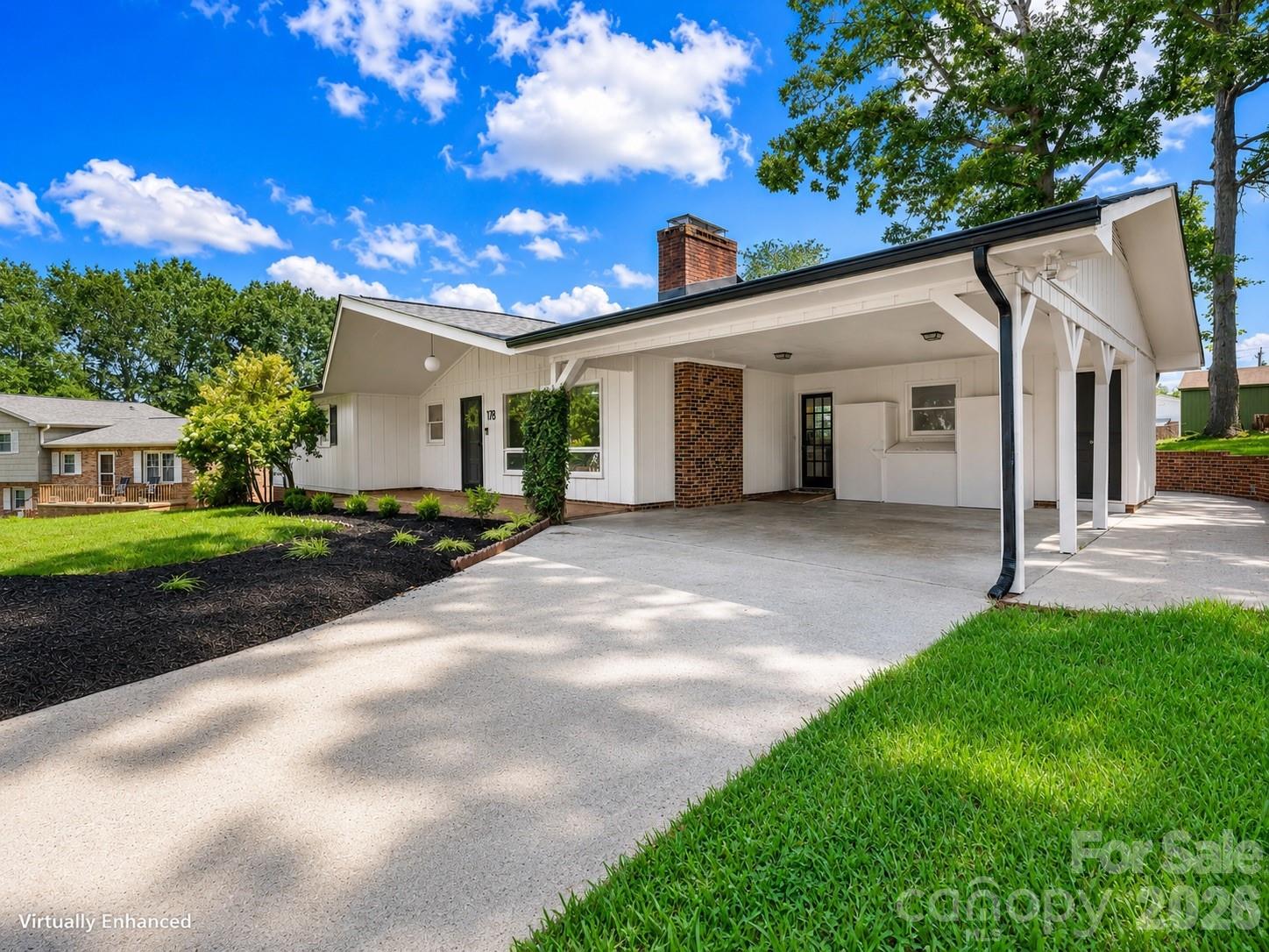 178 Trailwood Drive