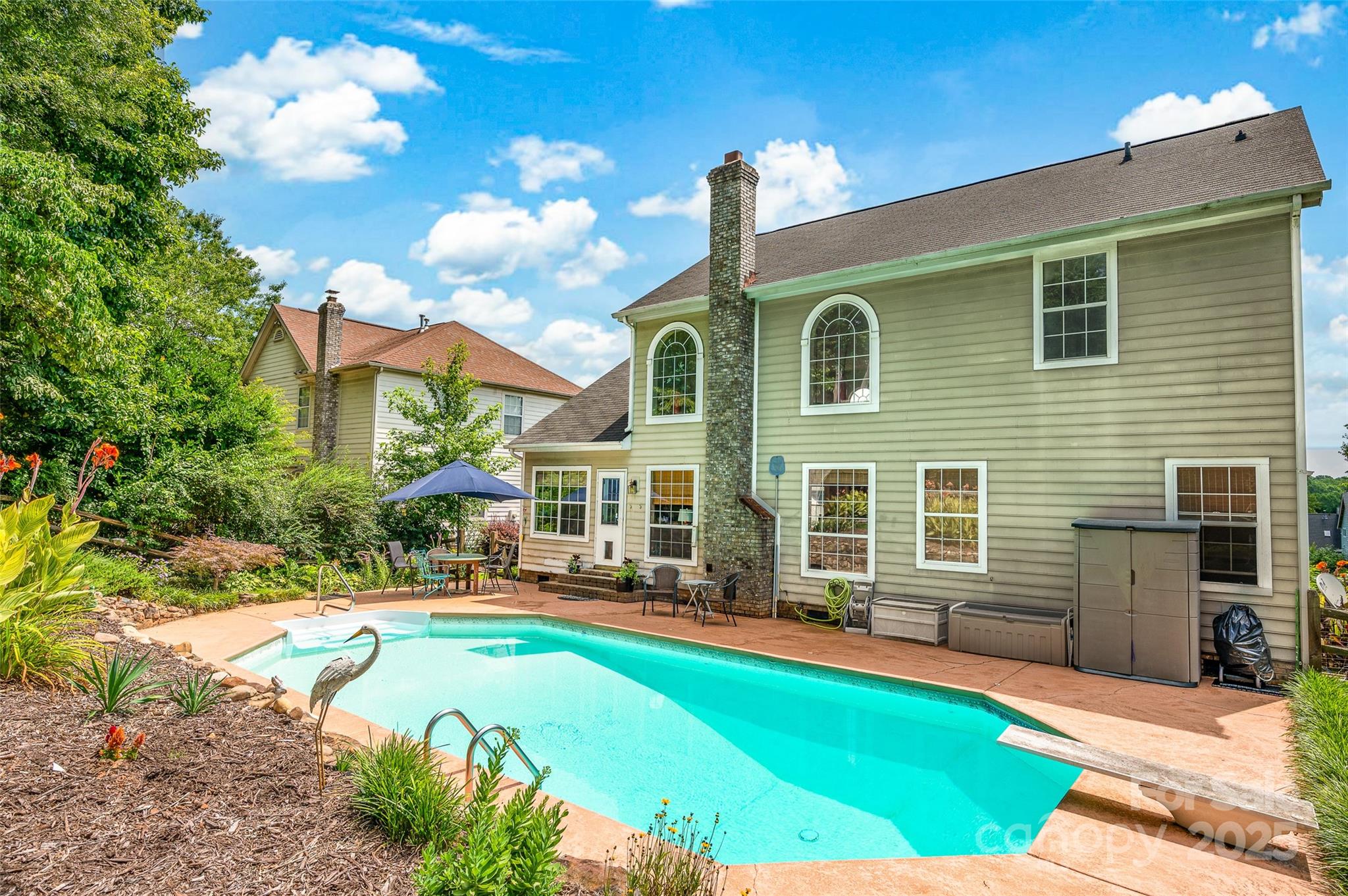 131 Stone Ridge Lane