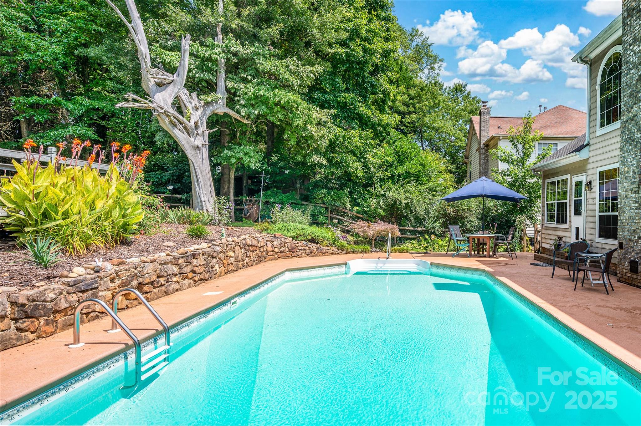 131 Stone Ridge Lane