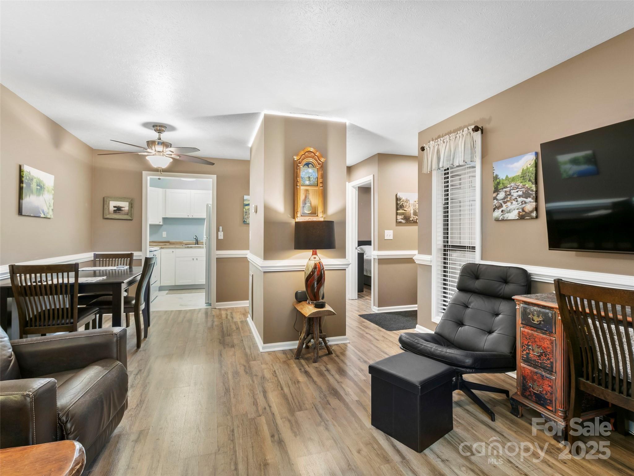 531 Courtwood Lane 2