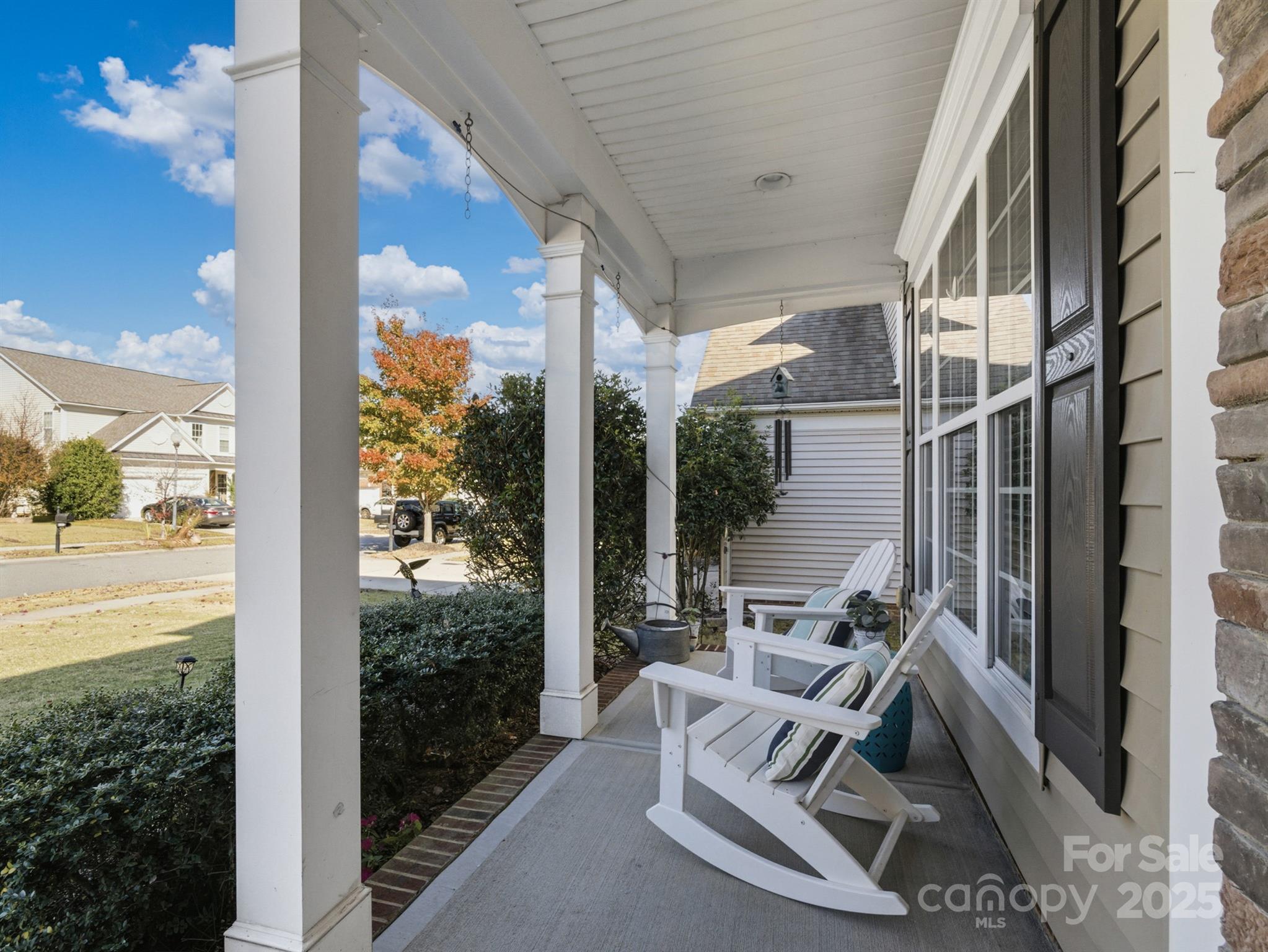 10836 River Oaks Drive NW