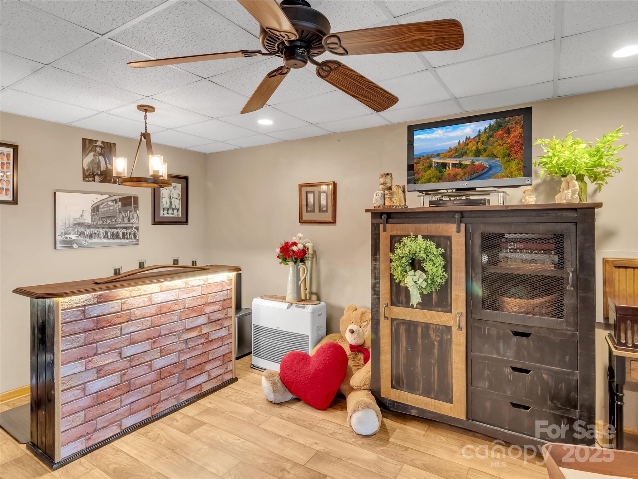 Highland Terrace - Residential