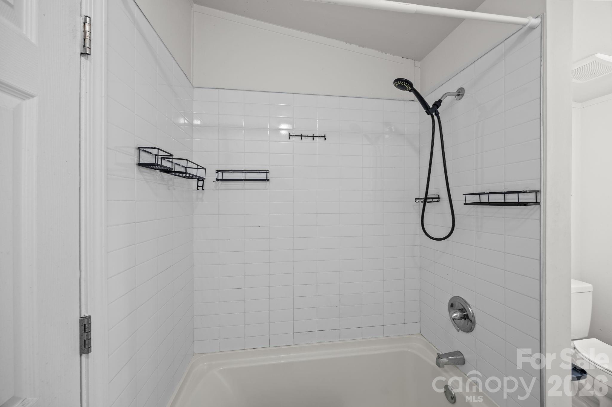 Lansdowne - Residential