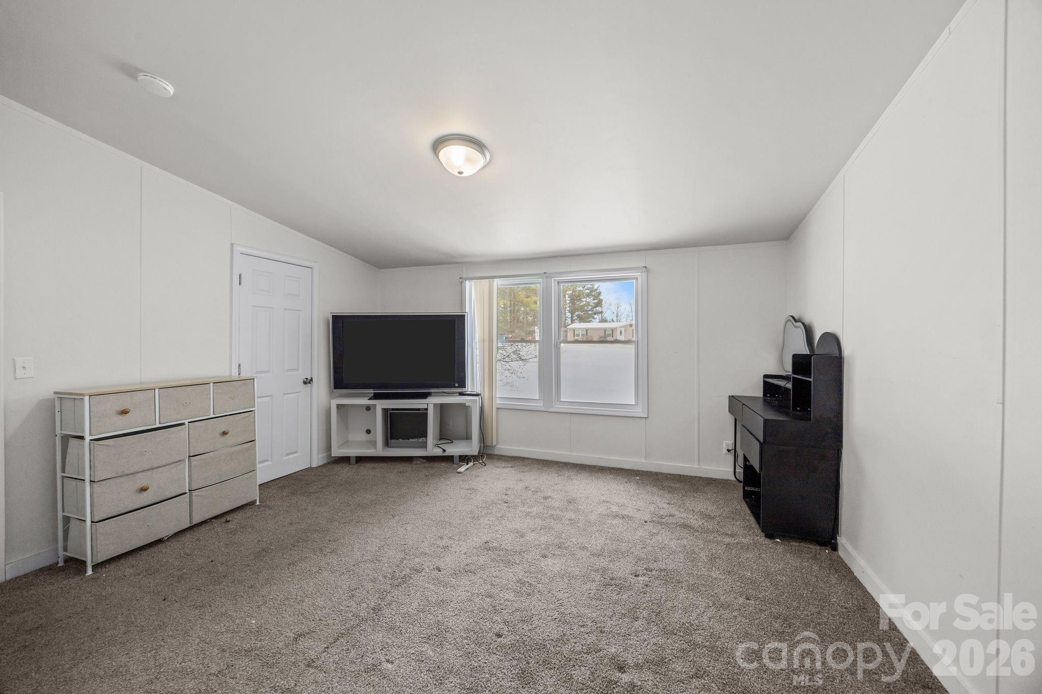 Lansdowne - Residential