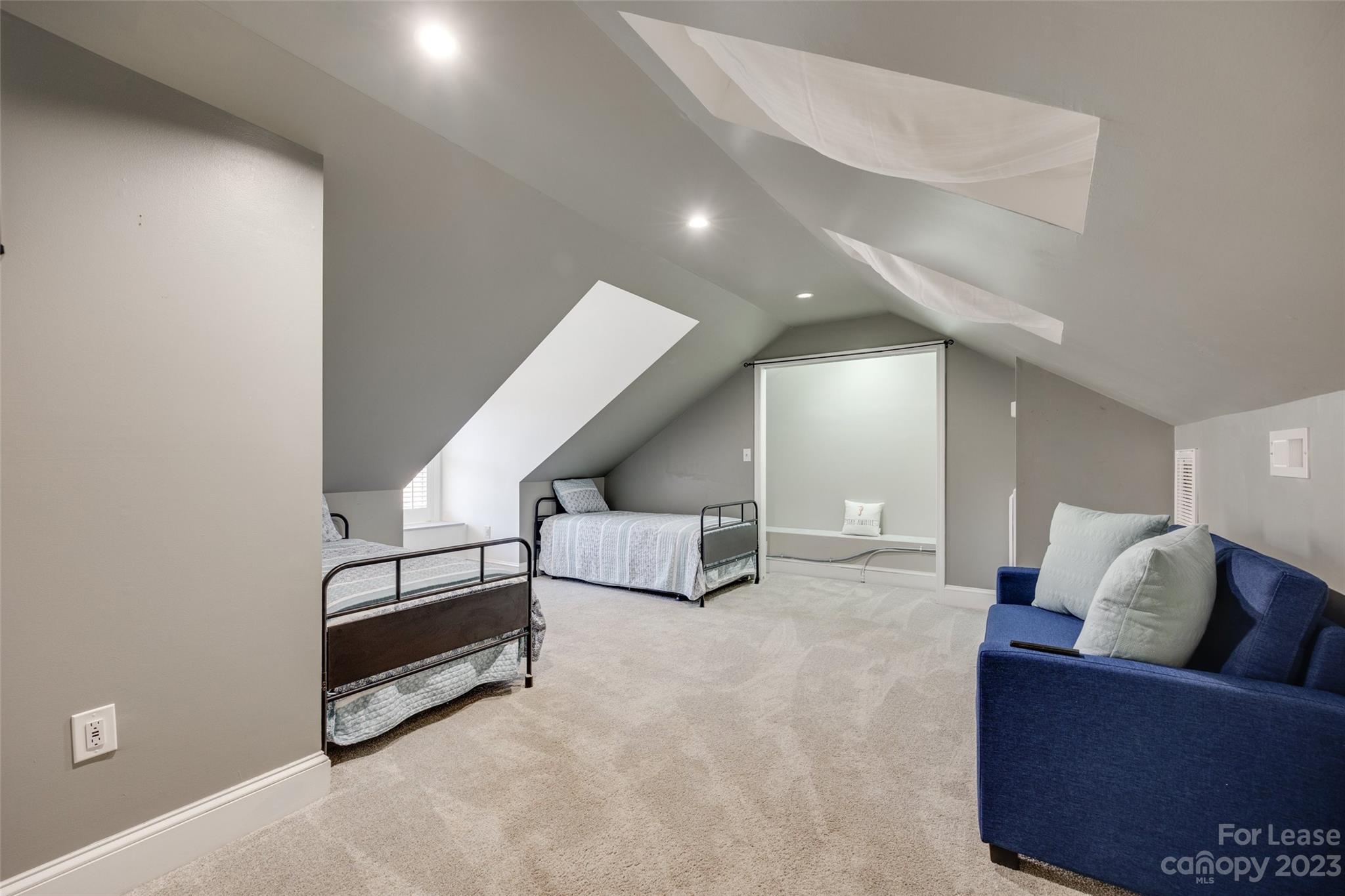 Seventeen Acres - Residential Lease