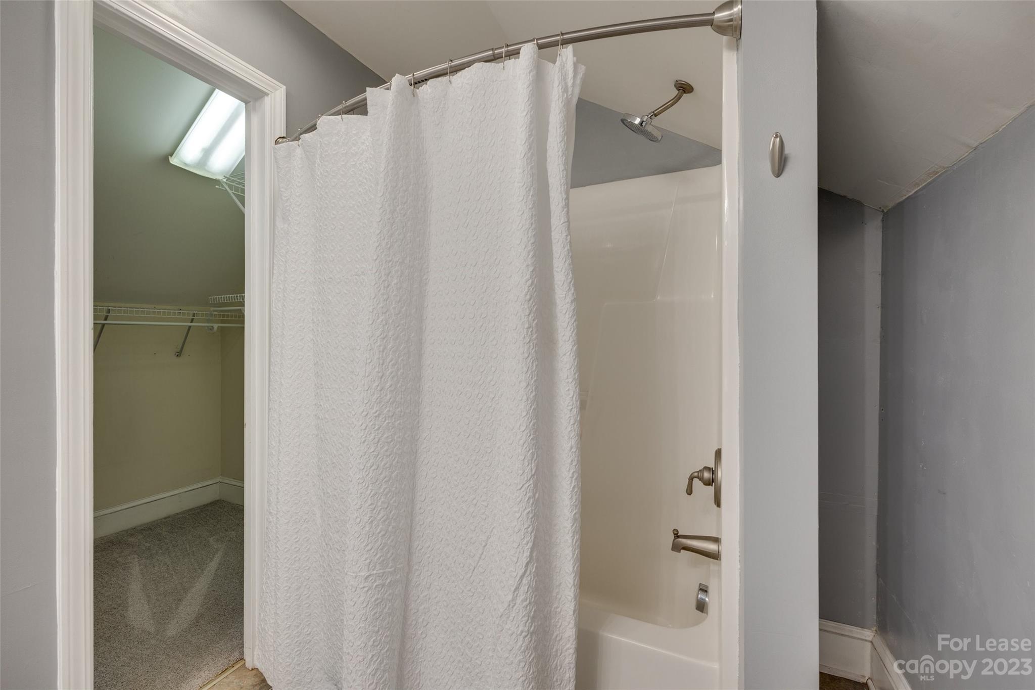 Seventeen Acres - Residential Lease