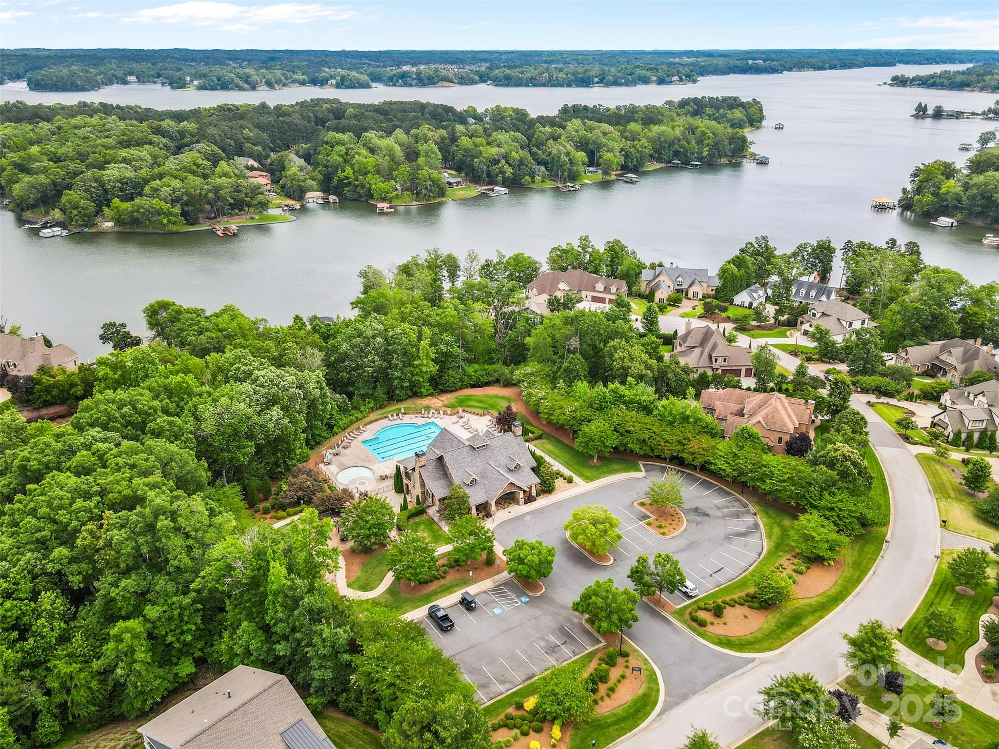 Handsmill on Lake Wylie - Residential