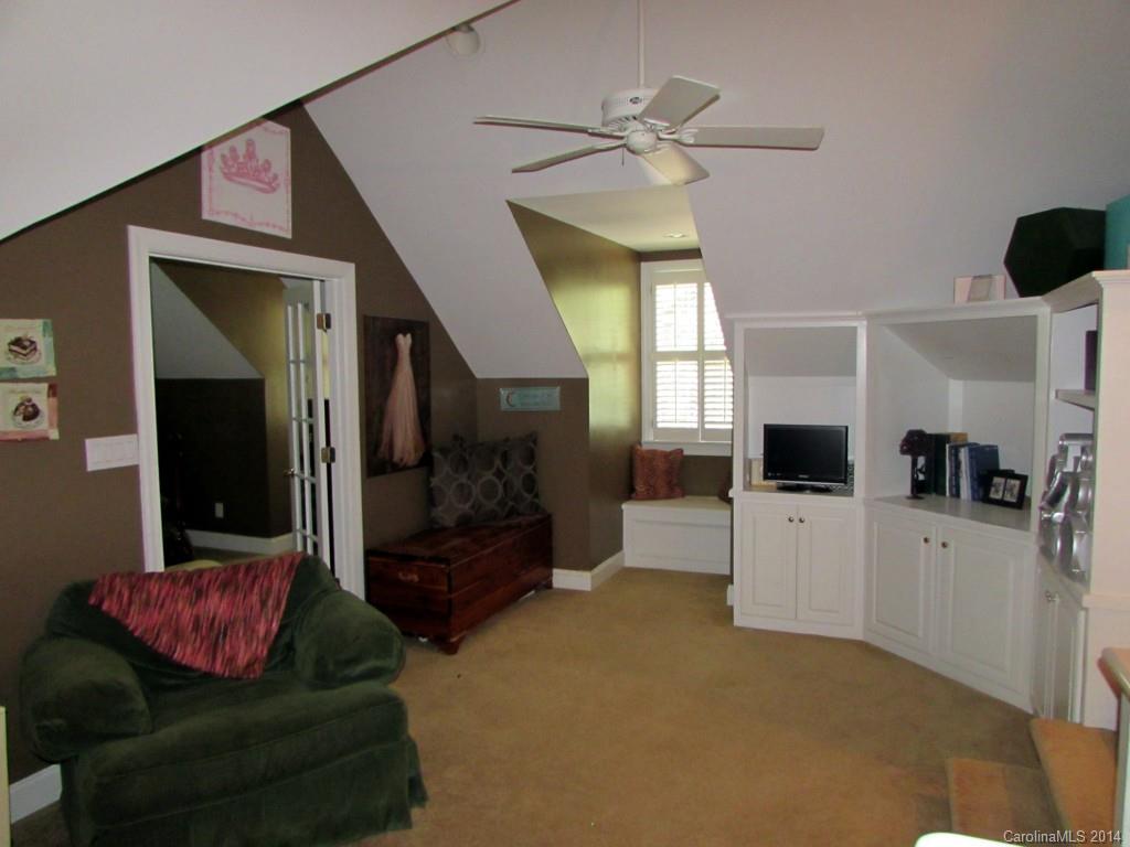 Patriots Crossing - Residential