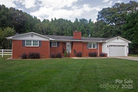 Photo of 14601 Phillips Road, Matthews, NC 28105 (MLS # 4303154)