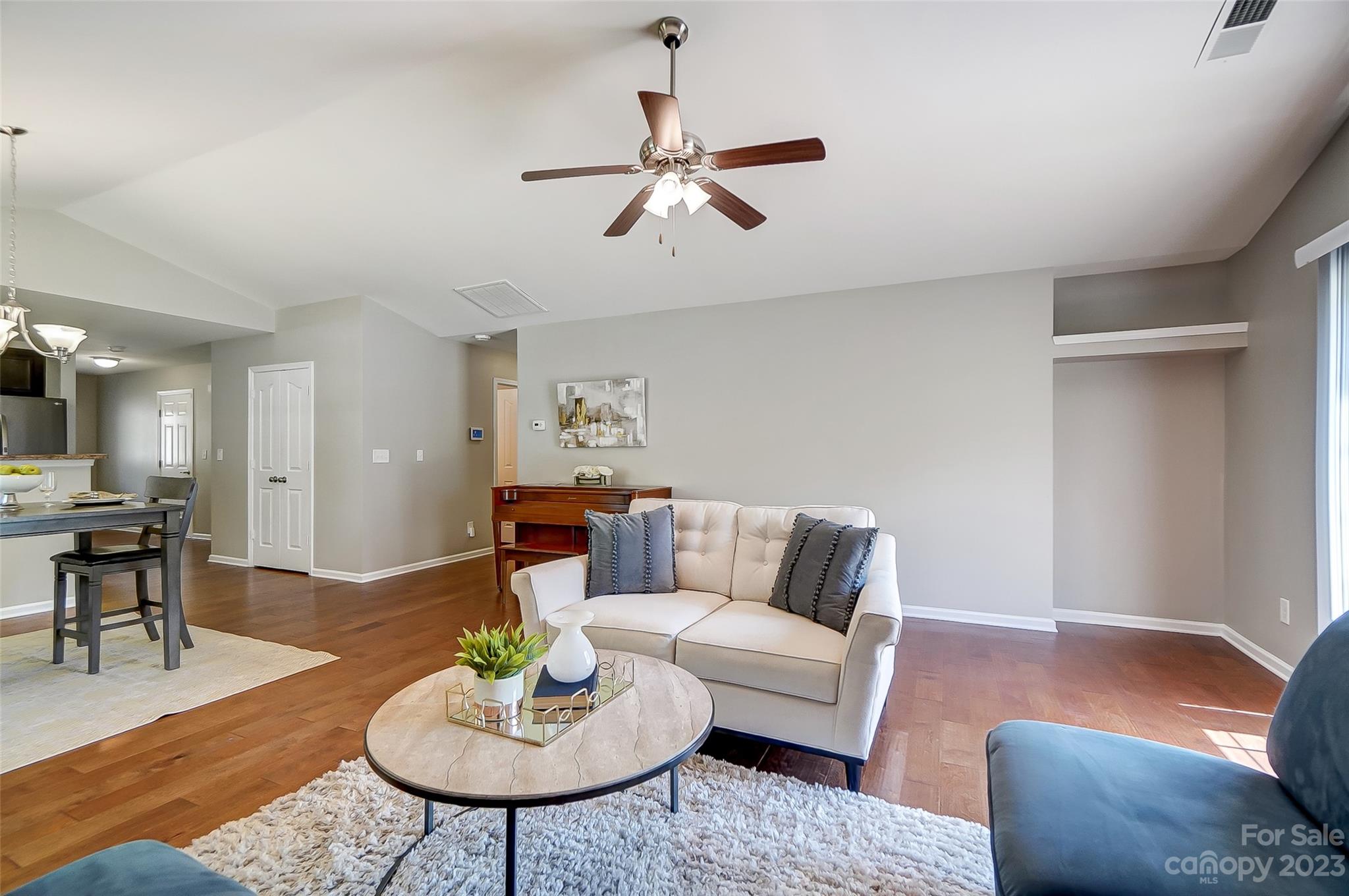 Northlake Landing - Residential