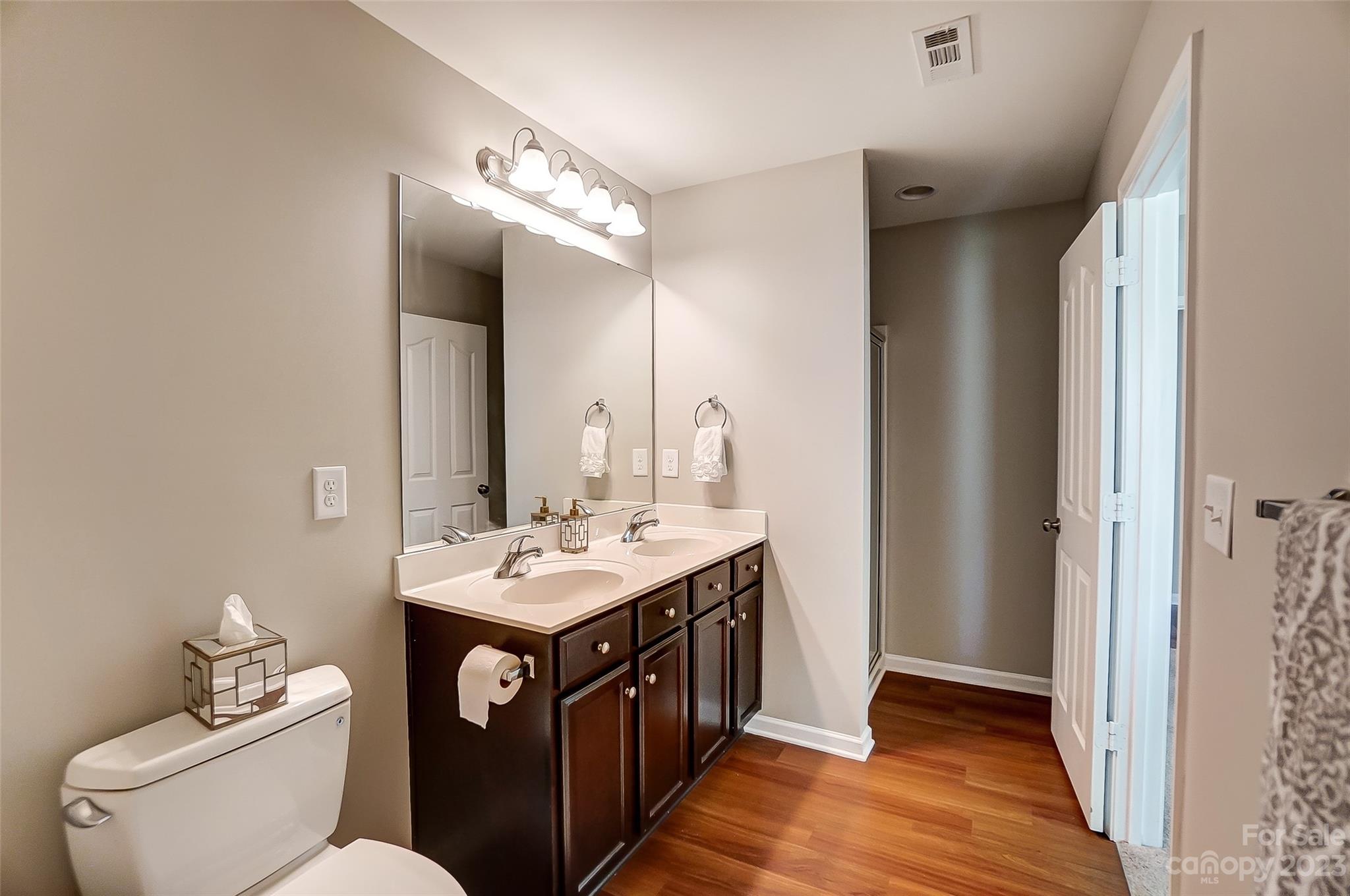 Northlake Landing - Residential