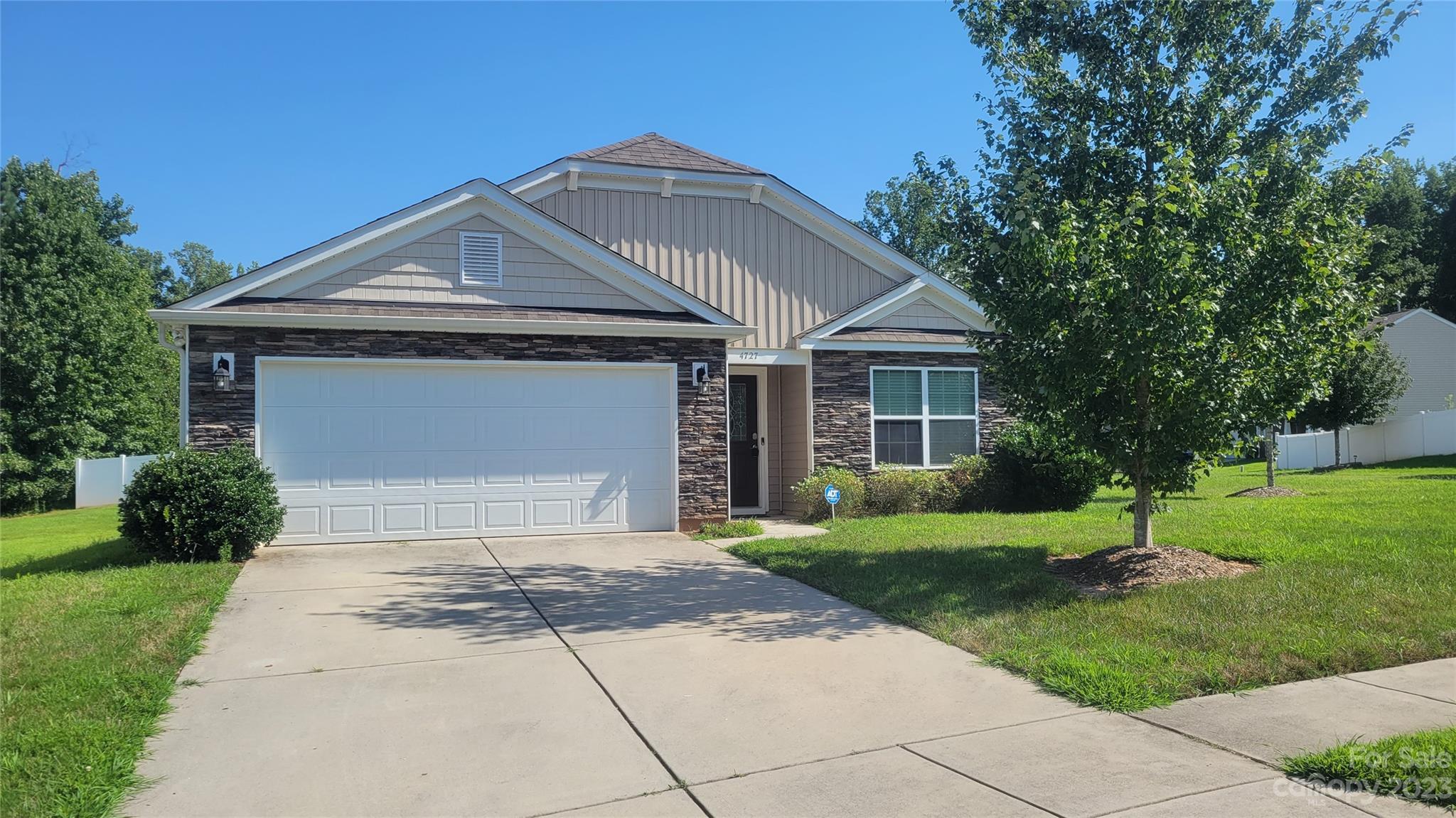 Northlake Landing - Residential