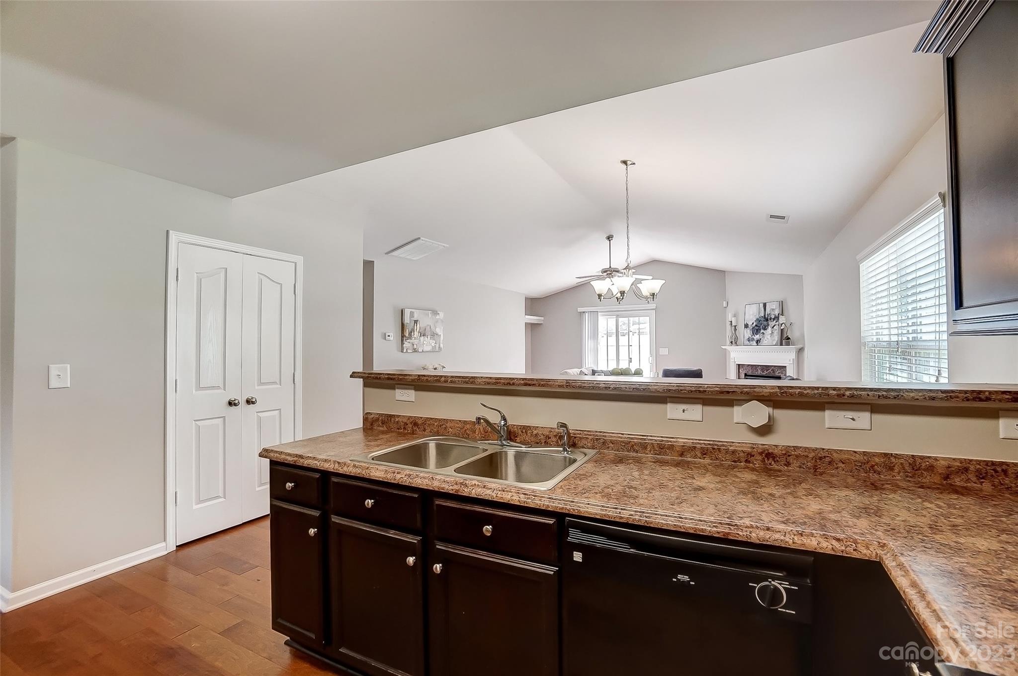 Northlake Landing - Residential