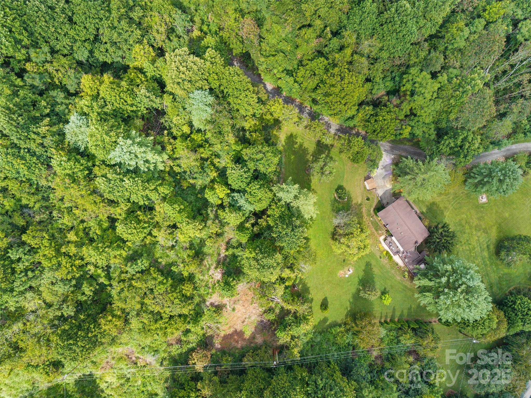 41 Red Fox Den Road