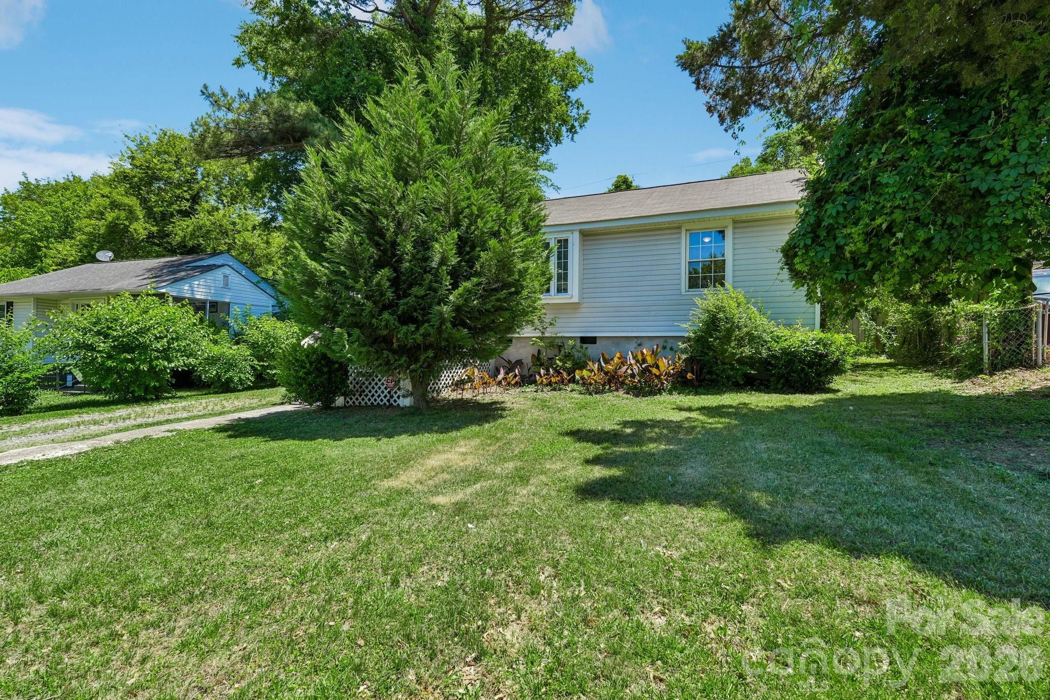 1824 Double Oaks Road