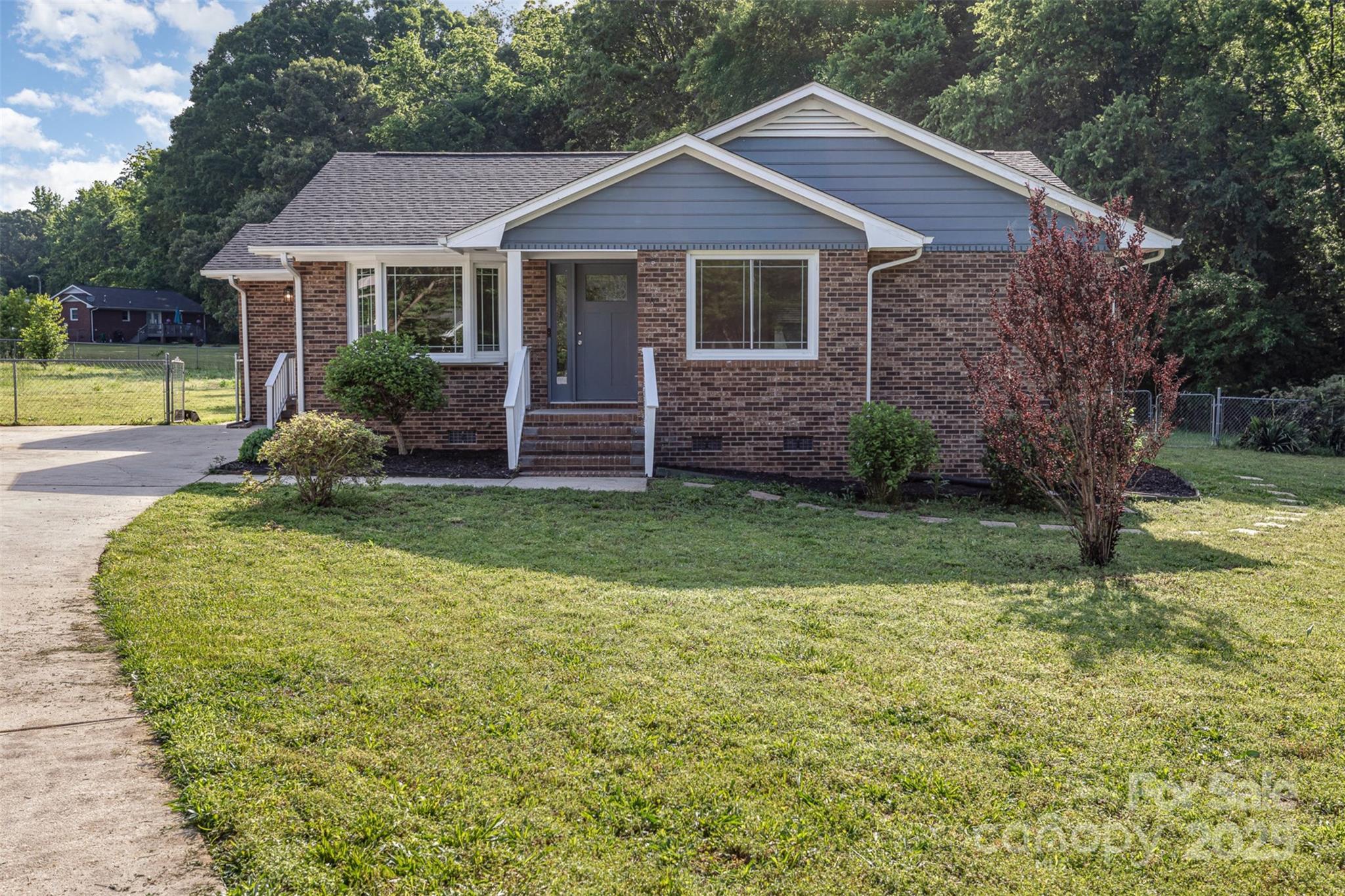 3555 Tree Line Drive