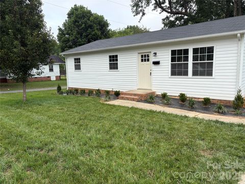 Photo of 301 Branch Street S, Monroe, NC 28112 (MLS # 4385417)