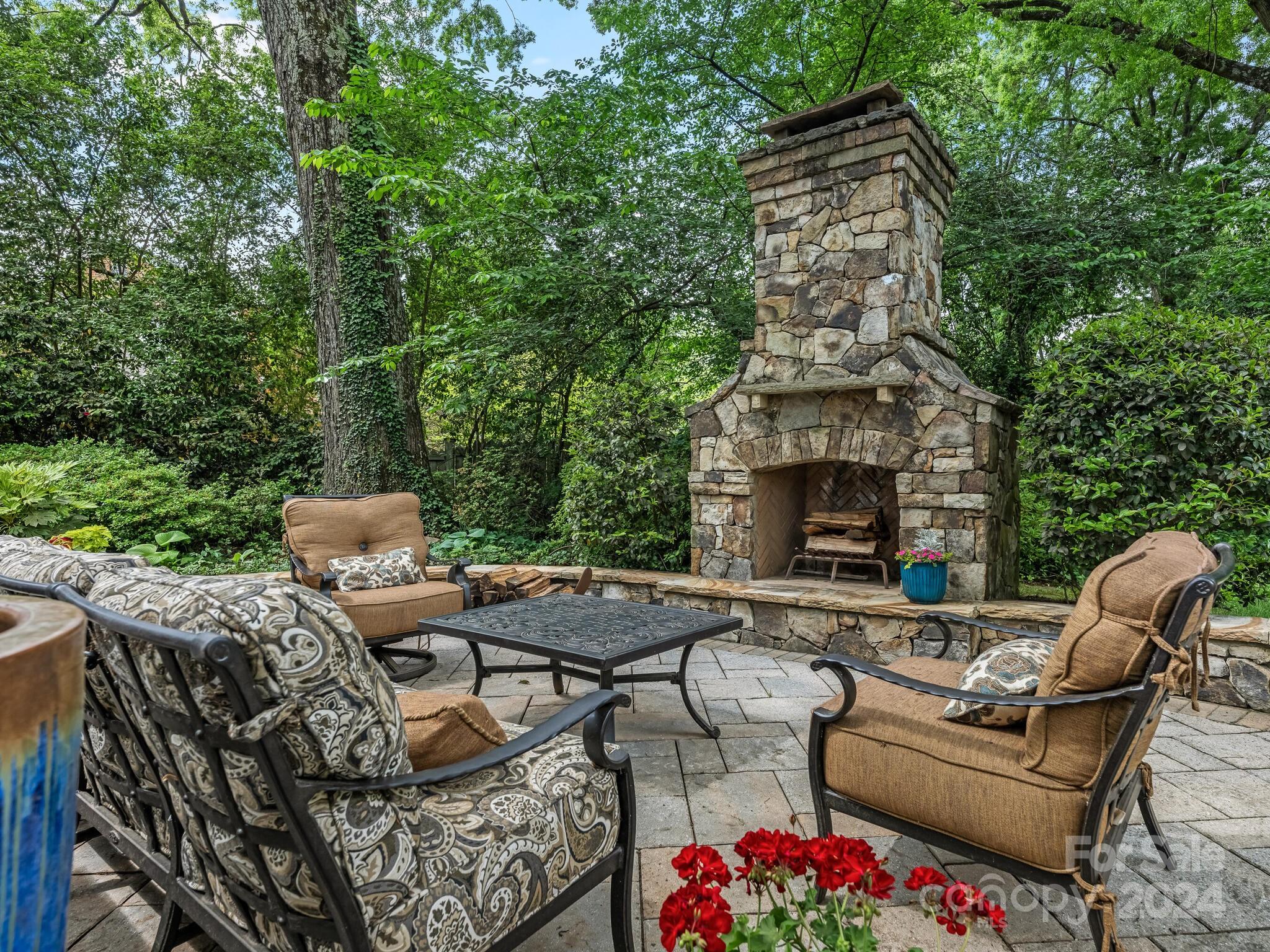 Myers Park - Residential