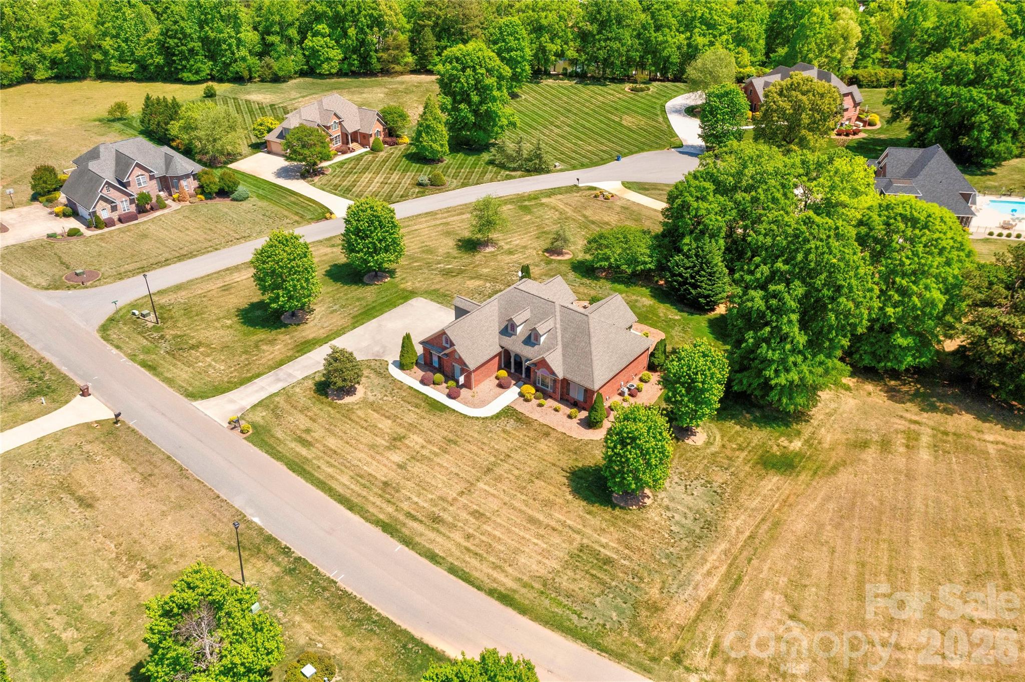 207 Cross Creek Drive