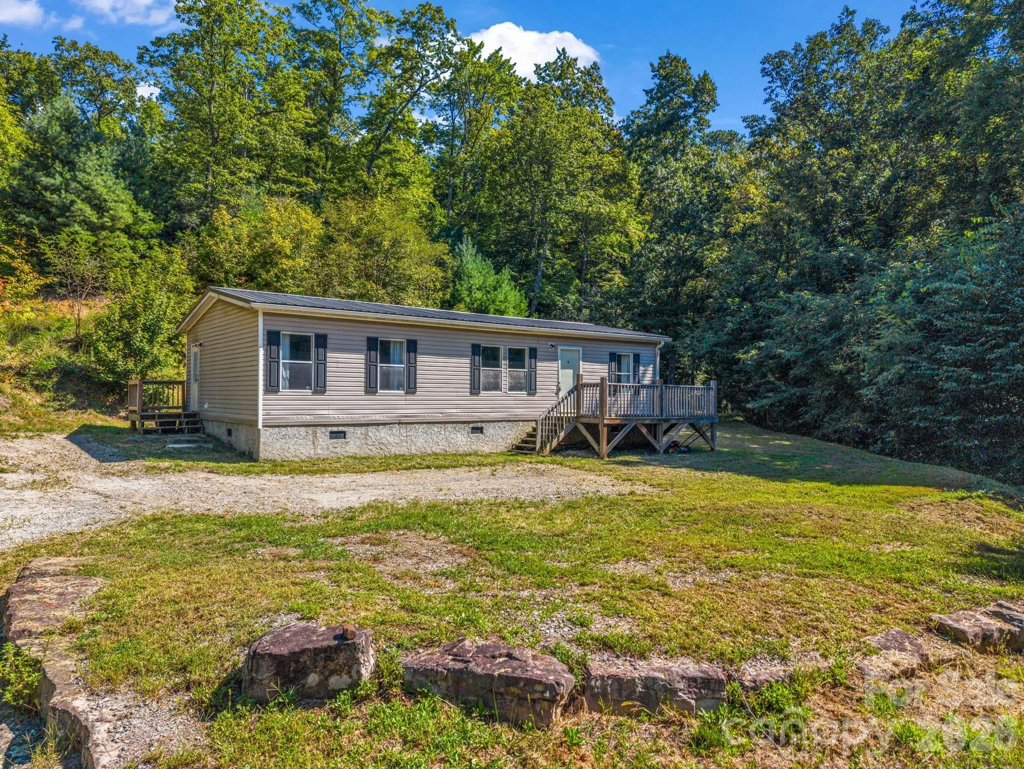 557 Sutton Mountain Ridge, Pisgah Forest, NC, 28768