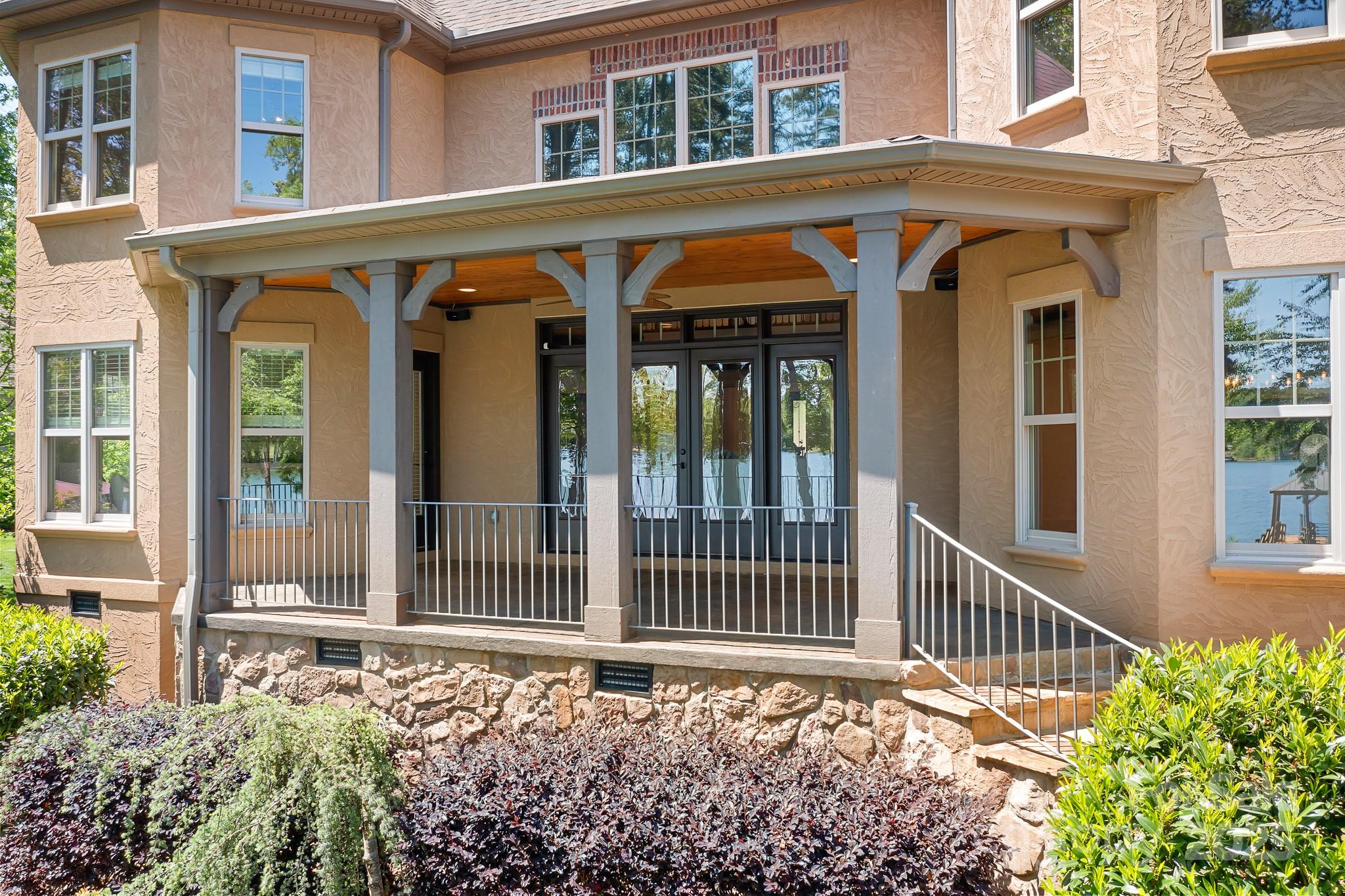 Falls Cove - Residential