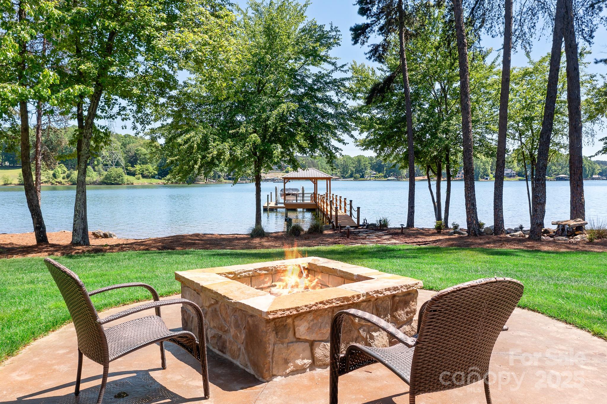 Falls Cove - Residential