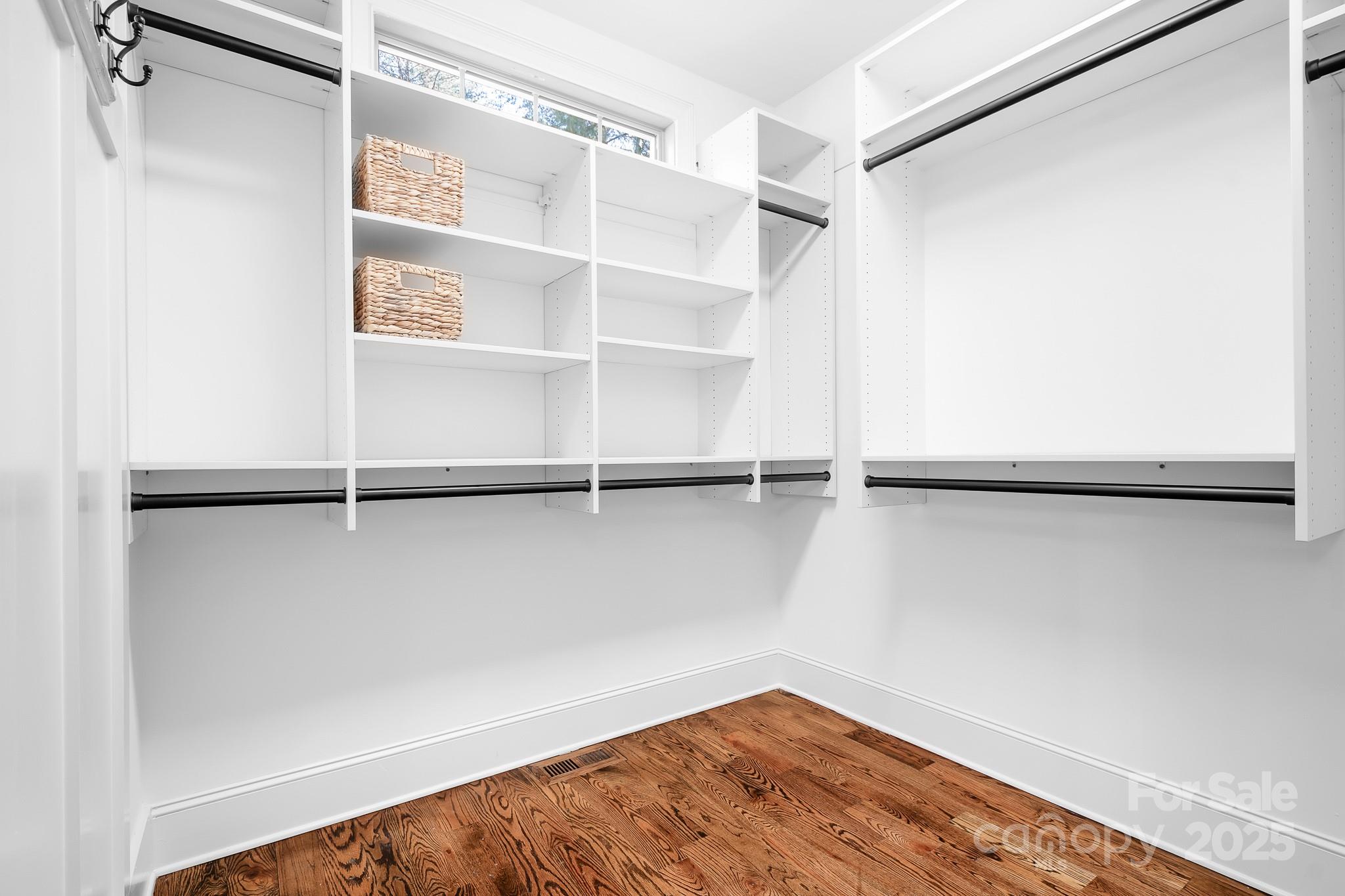 Falls Cove - Residential