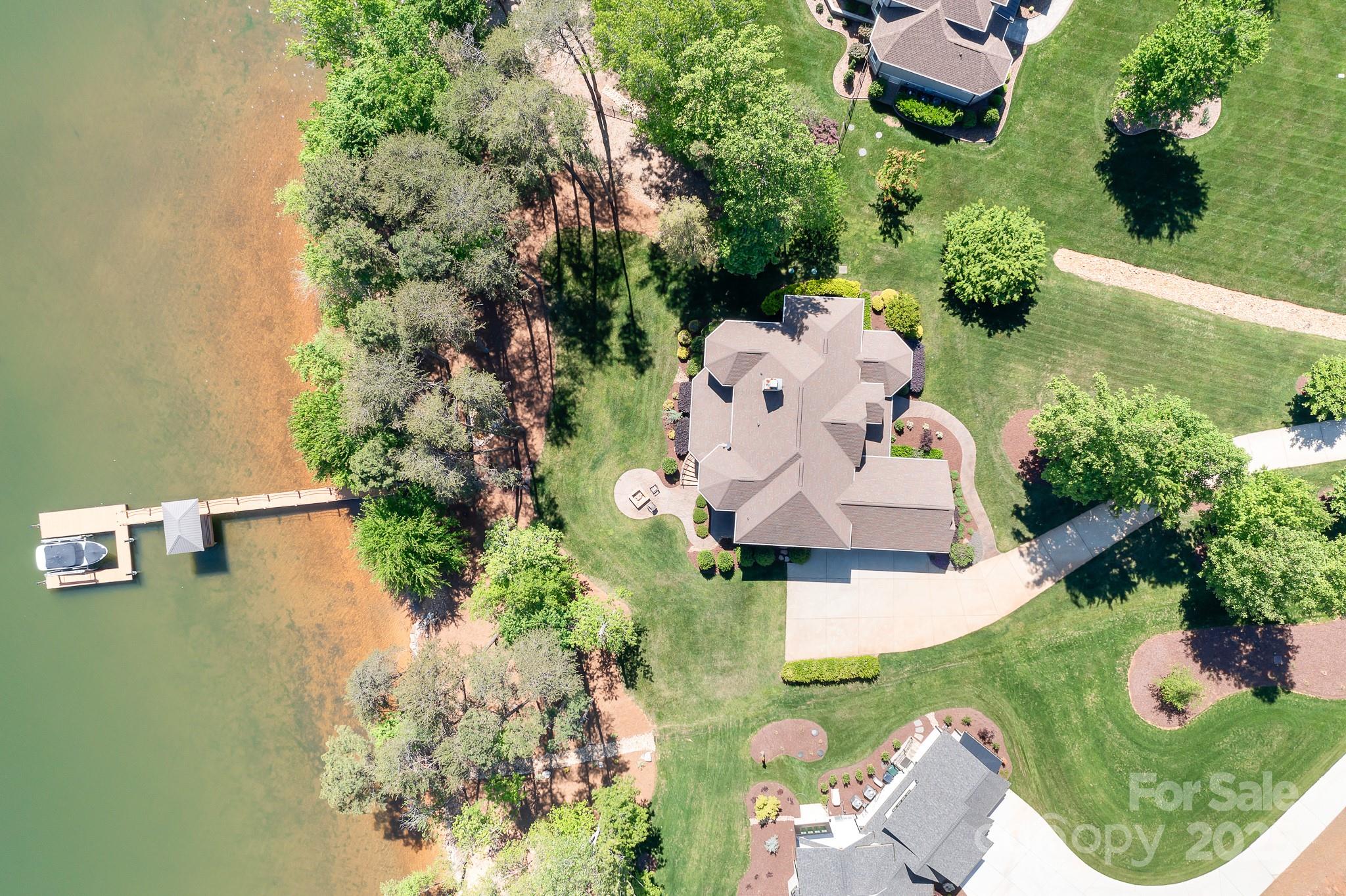 Falls Cove - Residential