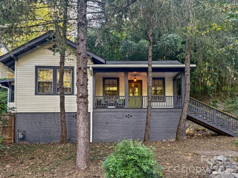 Photo of 18 Wood Avenue, Asheville, NC 28803 (MLS # 4423154)