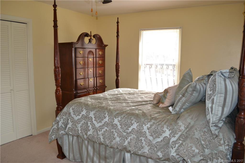 Fox Run - Residential