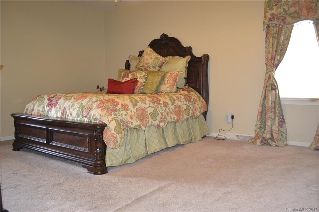 Fox Run - Residential