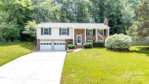 5909 Ryder Avenue Charlotte NC 28226