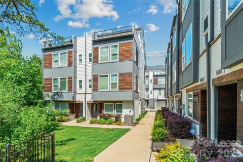 Photo of 6017 Irwins Branch Drive, Charlotte, NC 28217 (MLS # 4420196)
