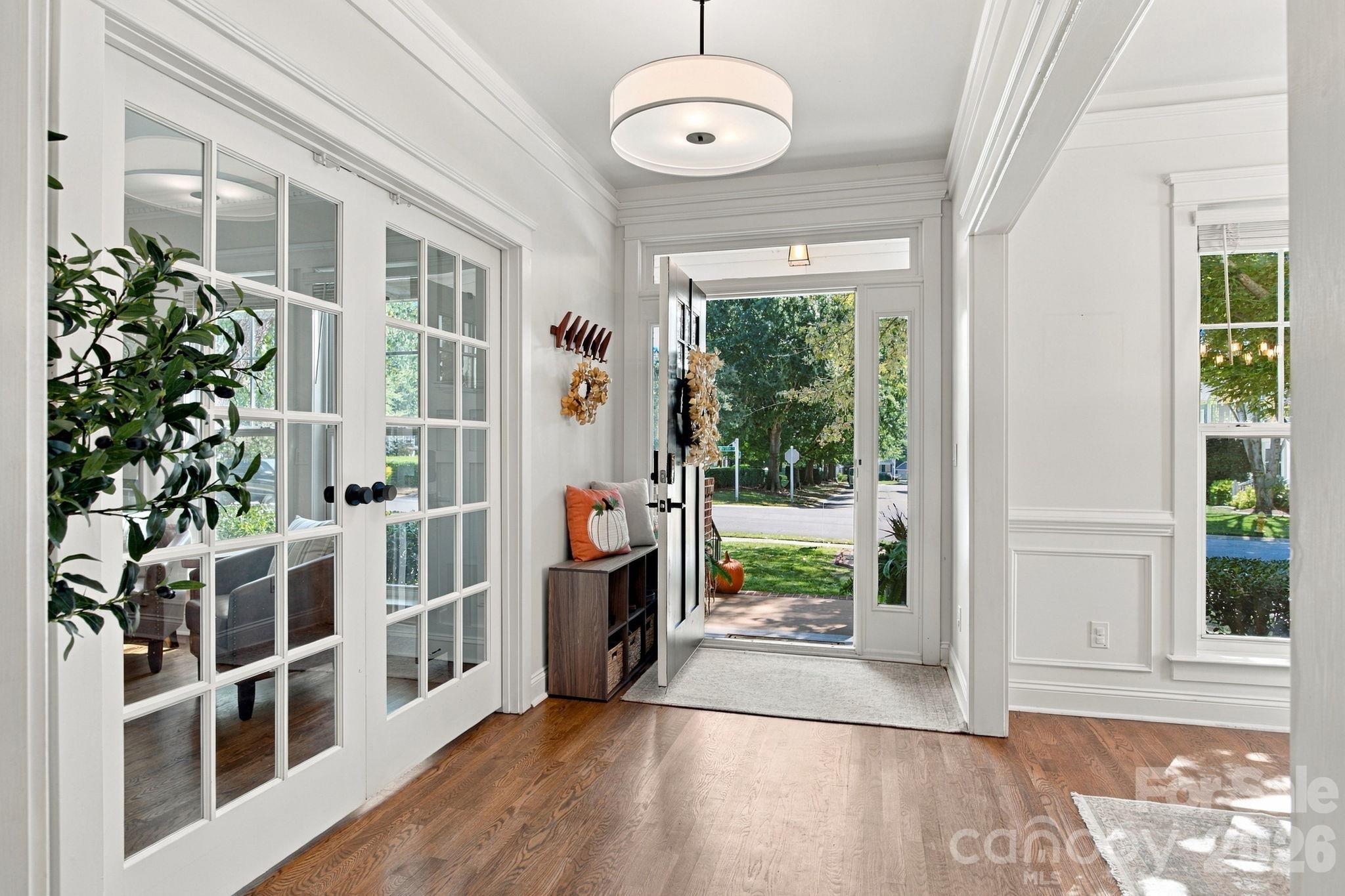 16101 Kelly Park Circle