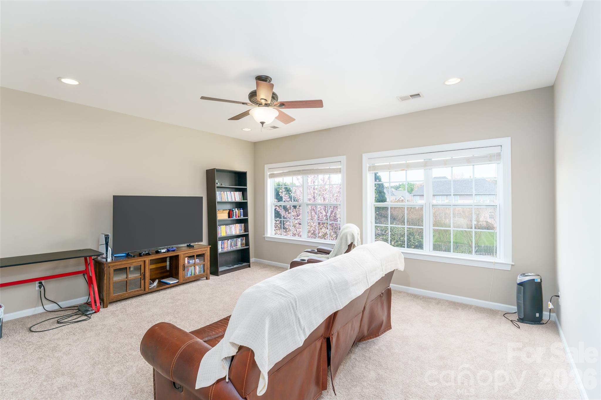 Winding Walk - Residential