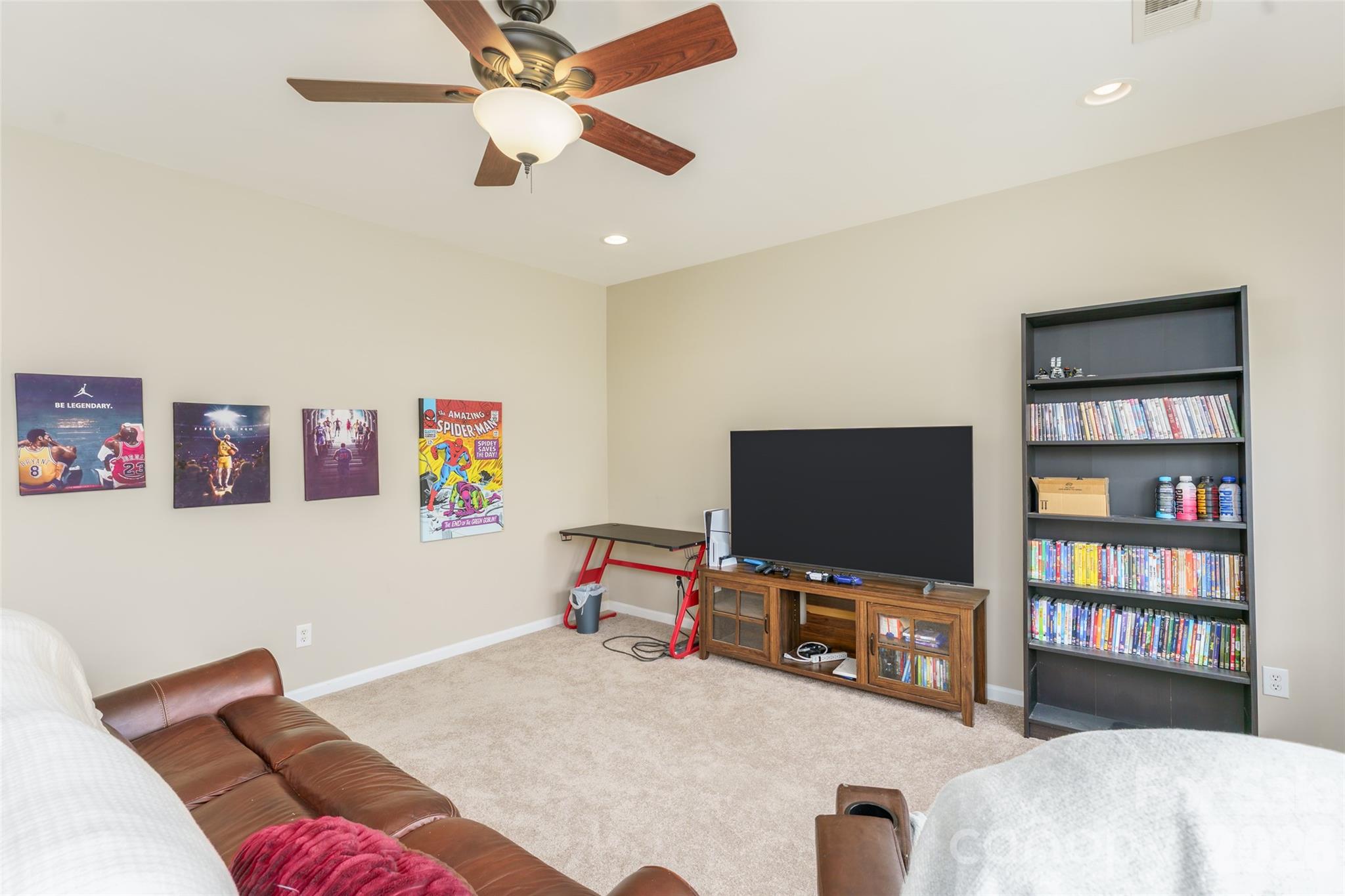 Winding Walk - Residential