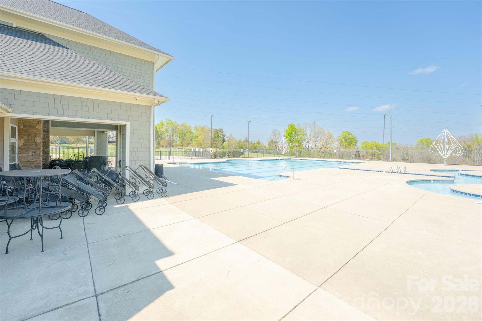 Winding Walk - Residential