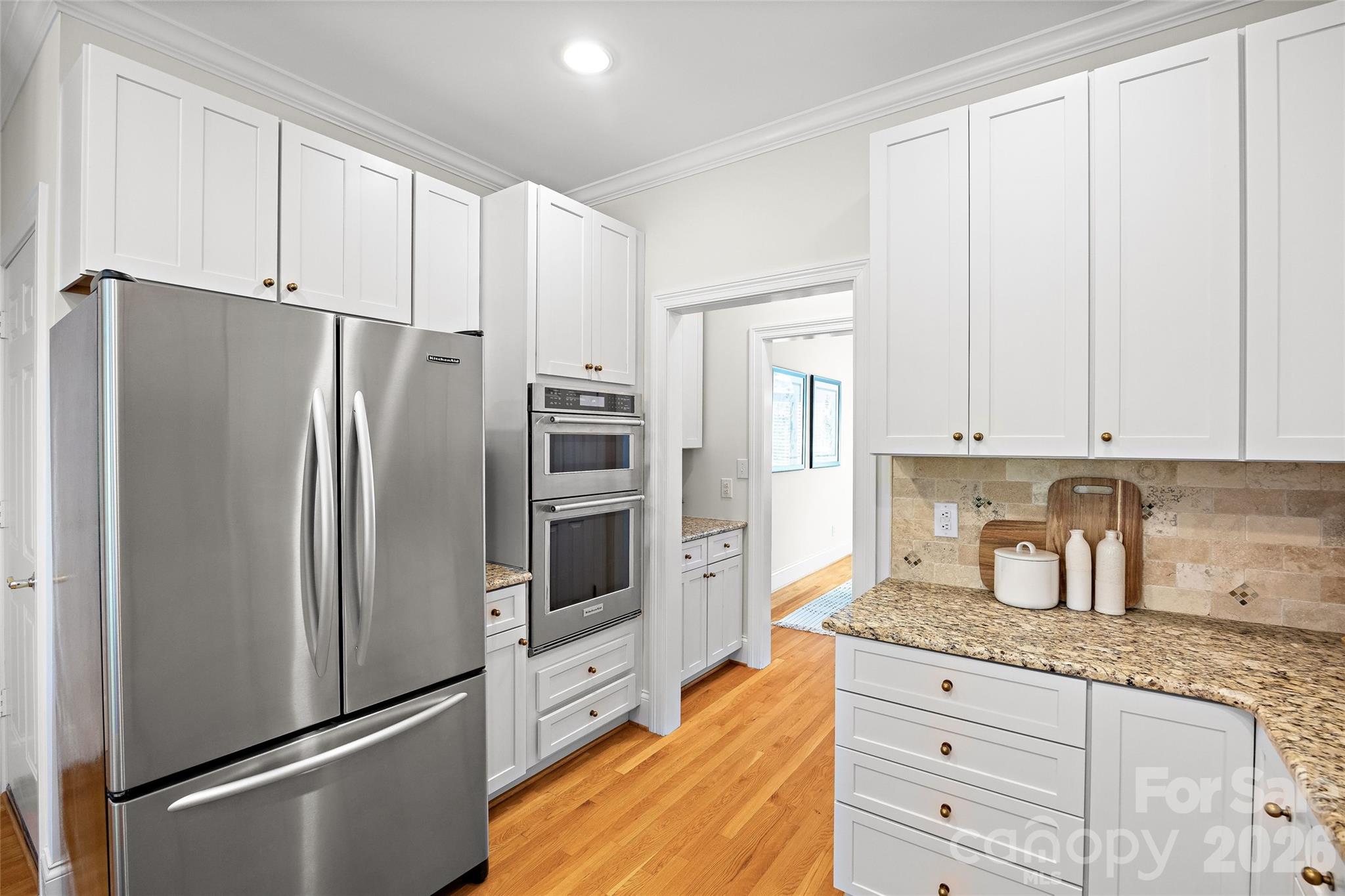 Green Knoll - Residential
