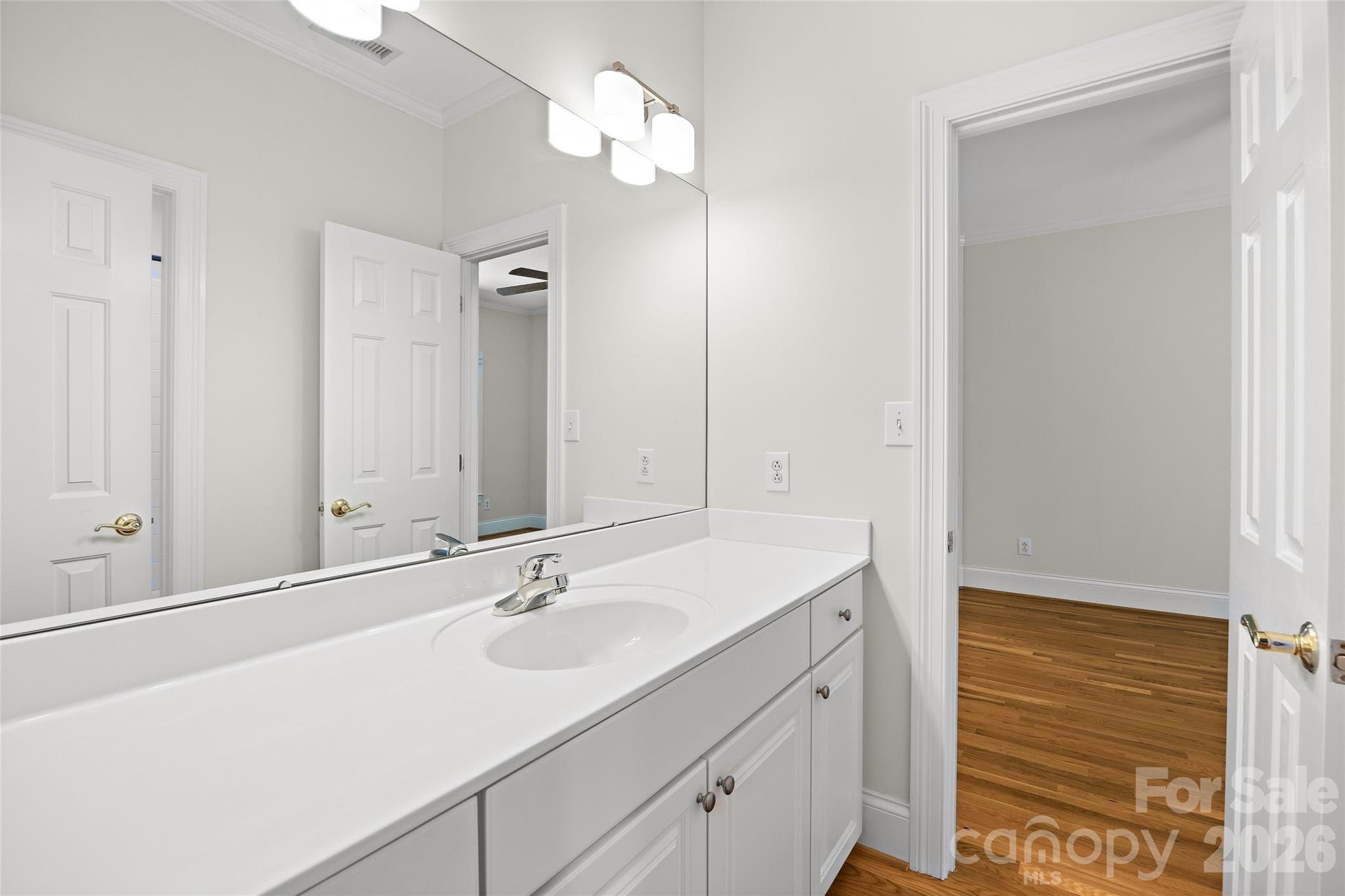 Green Knoll - Residential