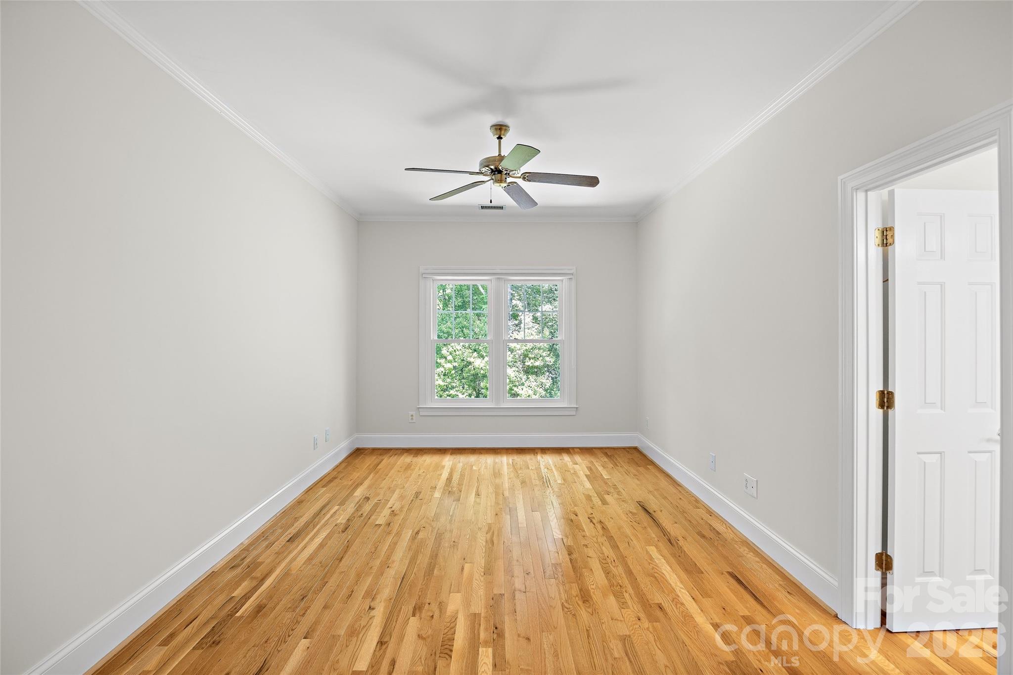 Green Knoll - Residential